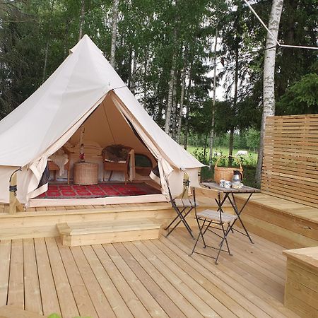 Skalbo Gardsglamping Hotell Järvsö Exteriör bild