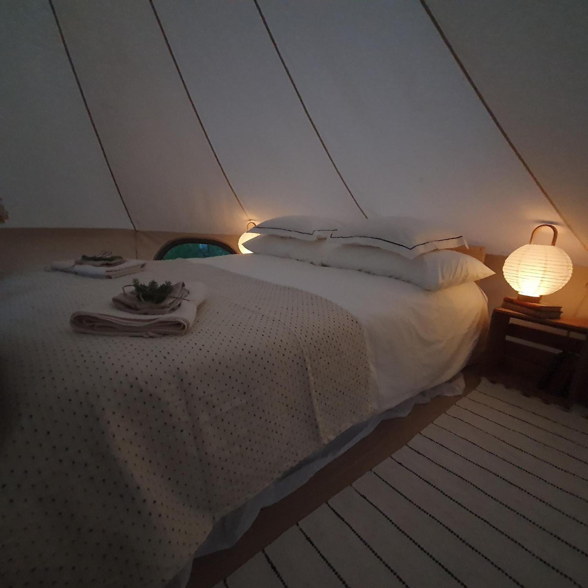 Skalbo Gardsglamping Hotell Järvsö Exteriör bild